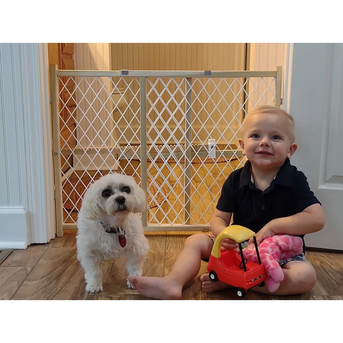 GMI Standard Wire Mesh Expansion Gate, 375-3, 26 IN to 41 IN, 1337530 2 GMI Standard Wire Mesh Expansion Gate, 375-3, 26 IN to 41 IN, 1337530 - Image 2